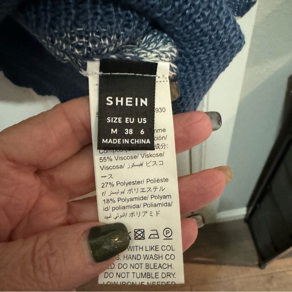 SHEIN- loose knit sweater, size M - NWOT - Picture 4 of 5